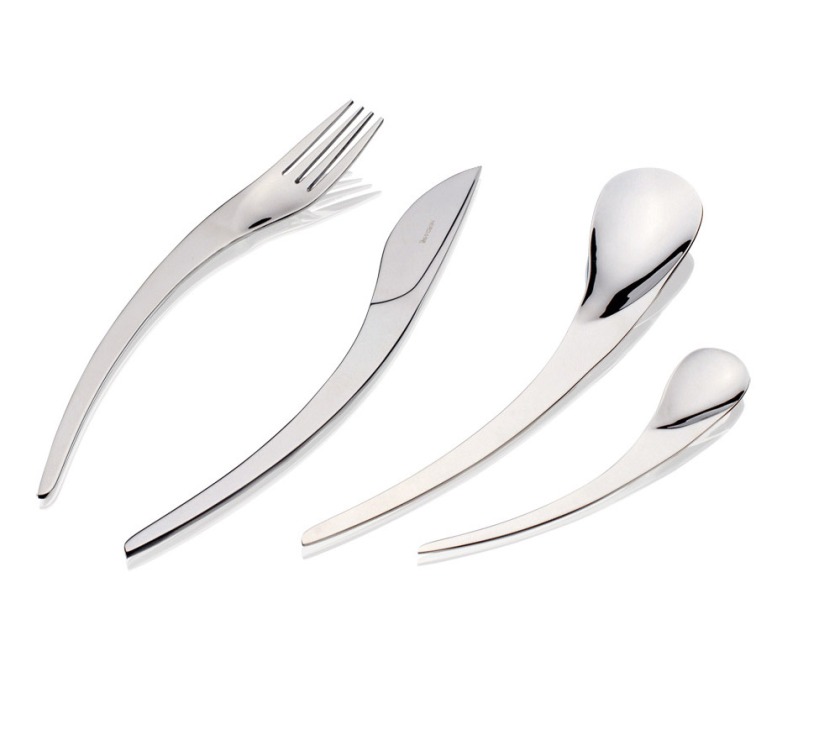 Herdmar Boomerang in polished steel. Modern Cutlery made in Portugal.
